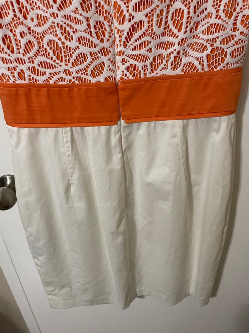 Nwt’s Jessica Orange and White Lace-Overlay Dress Size 12 - Picture 8 of 10